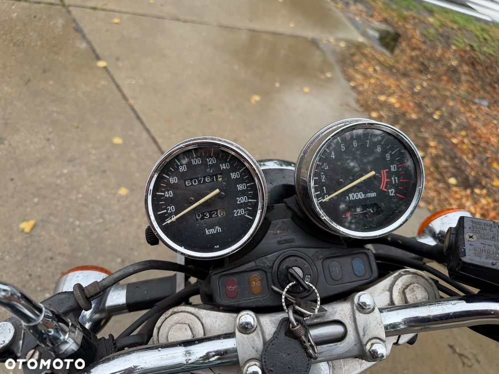Kawasaki ZR - 6
