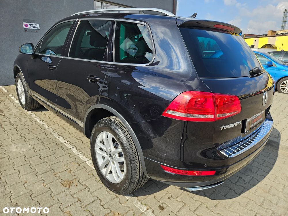 Volkswagen Touareg 3.0 V6 TDI BMT - 16