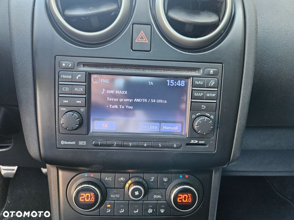 Nissan Qashqai 2.0 4x4 visia - 24