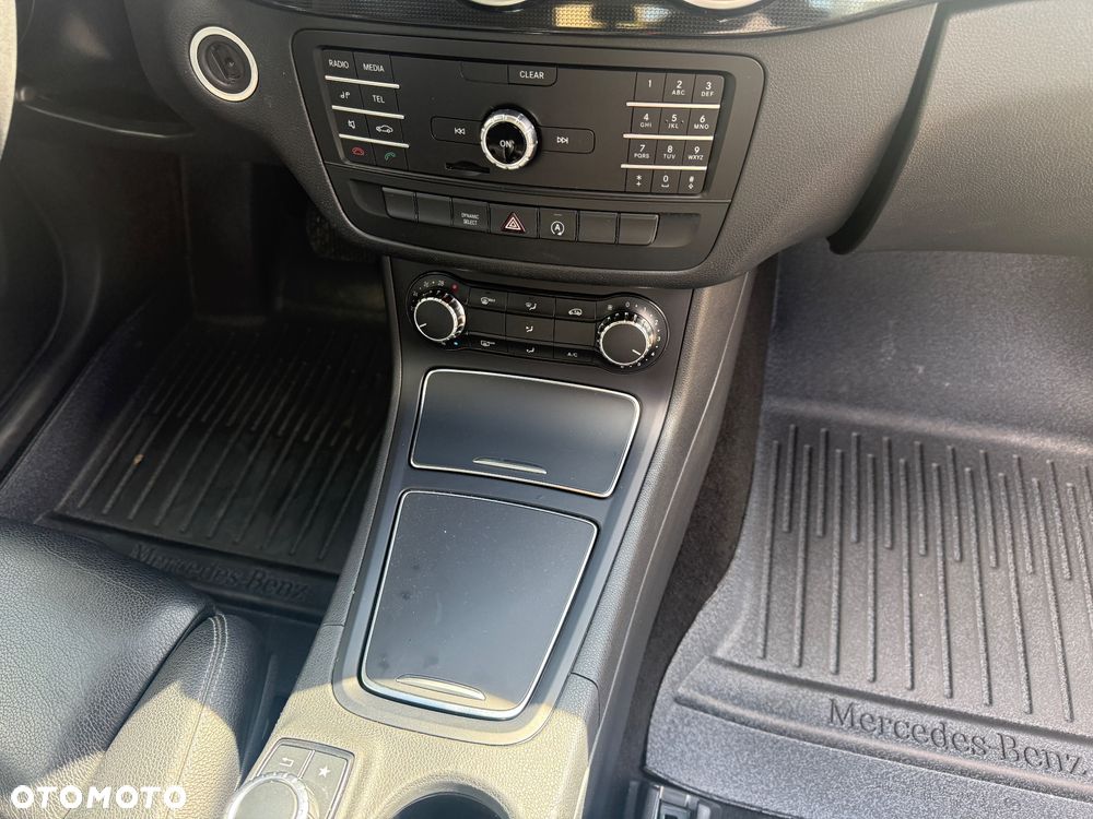 Mercedes-Benz Klasa B 200 d 7G-DCT Edition - 31