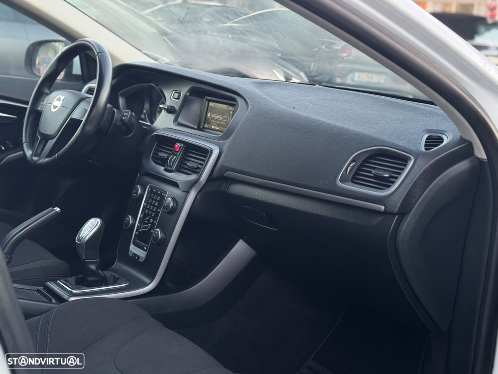 Volvo V40 1.6 D2 Eco Kinetic - 17