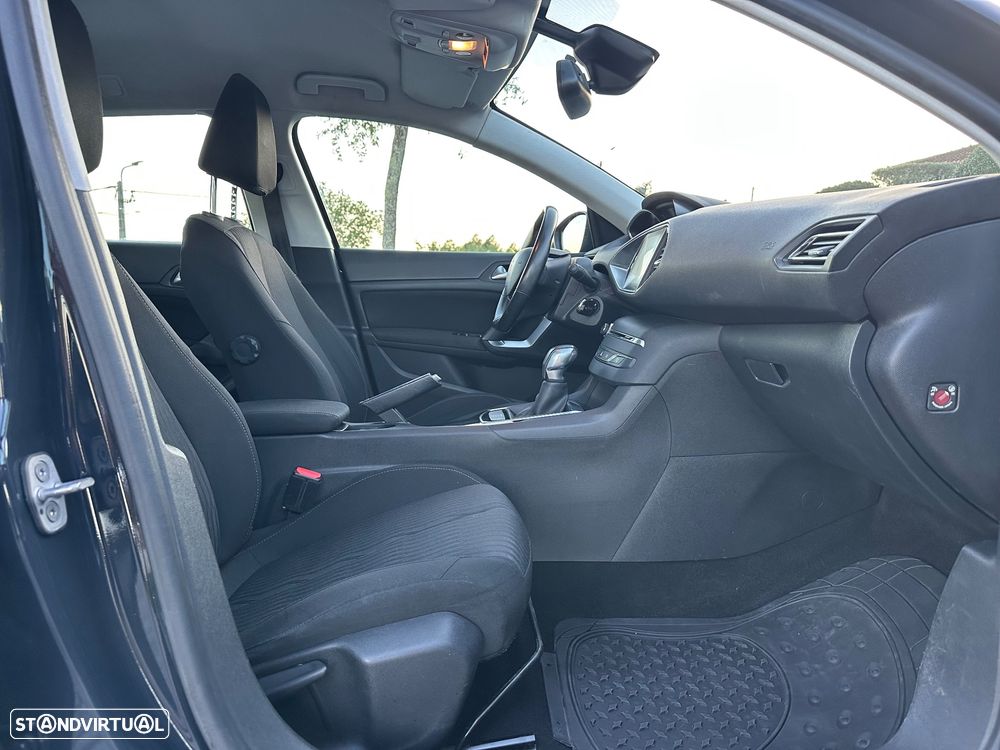 Peugeot 308 SW BlueHDi 120 EAT6 Stop & Start Active - 41