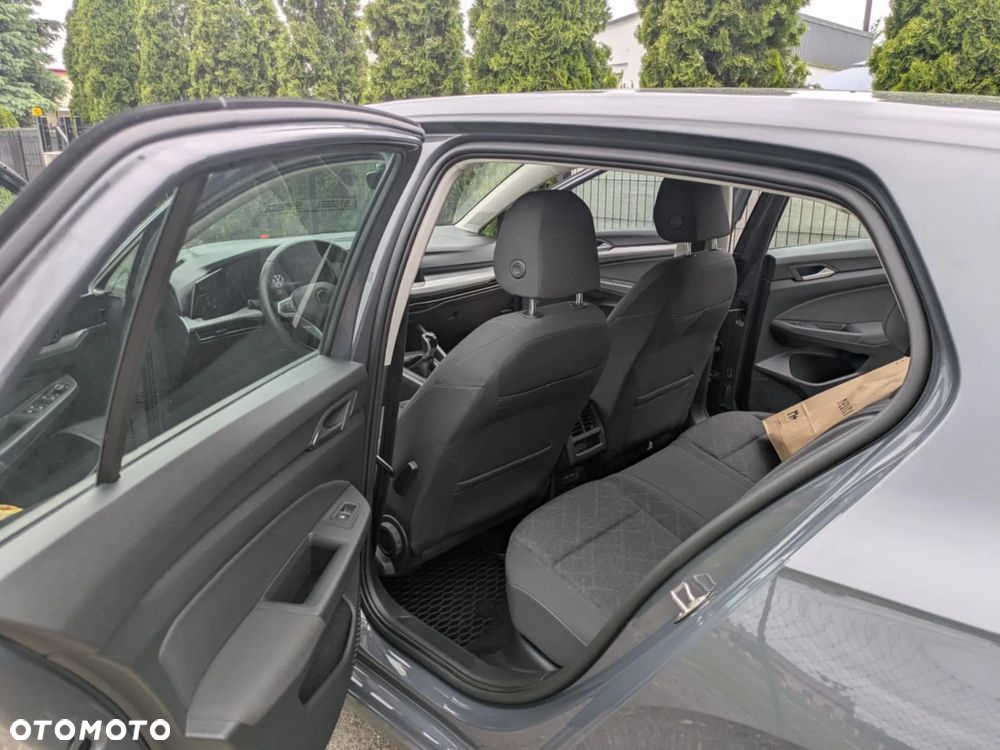 Volkswagen Golf VIII 1.5 TSI EVO Life - 8