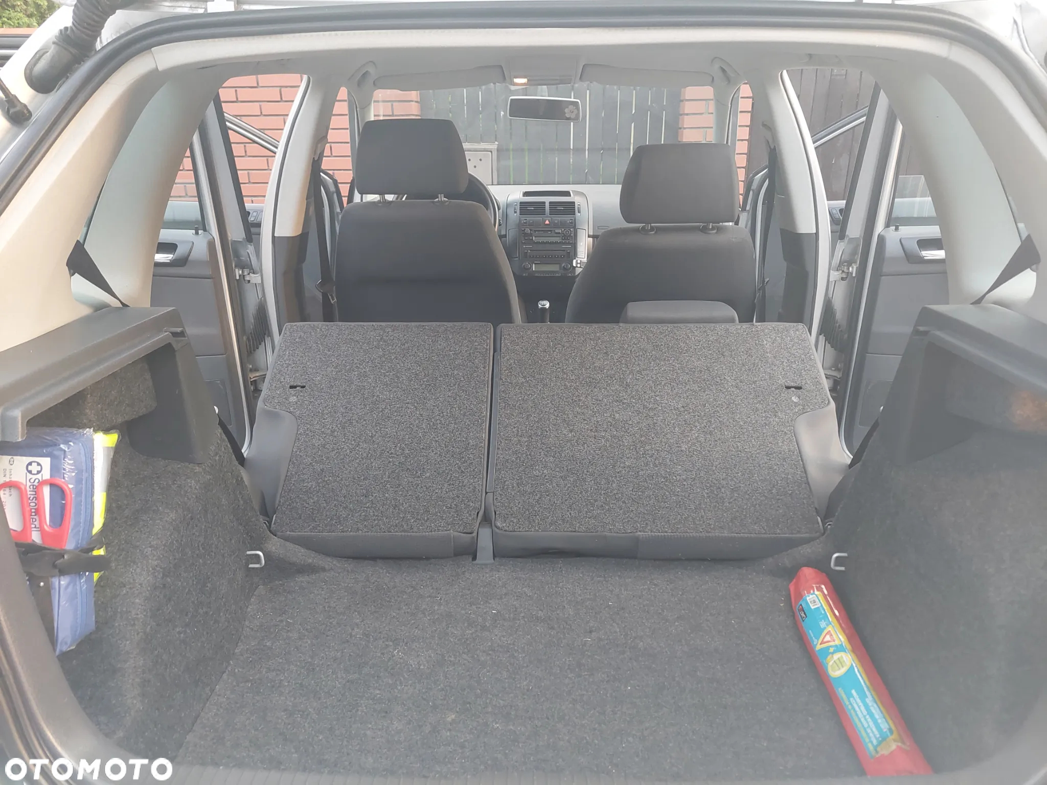 Volkswagen Polo 1.4 16V Comfortline - 17