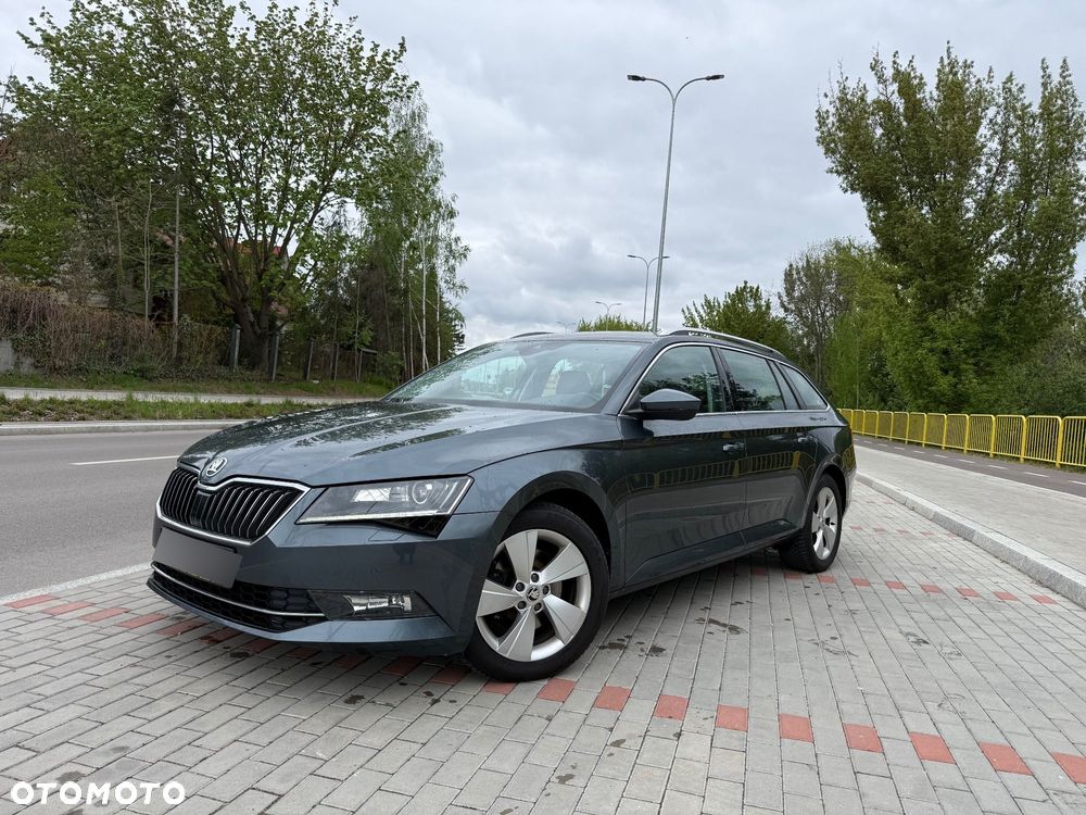 Skoda Superb 1.6 TDI Ambition DSG - 3
