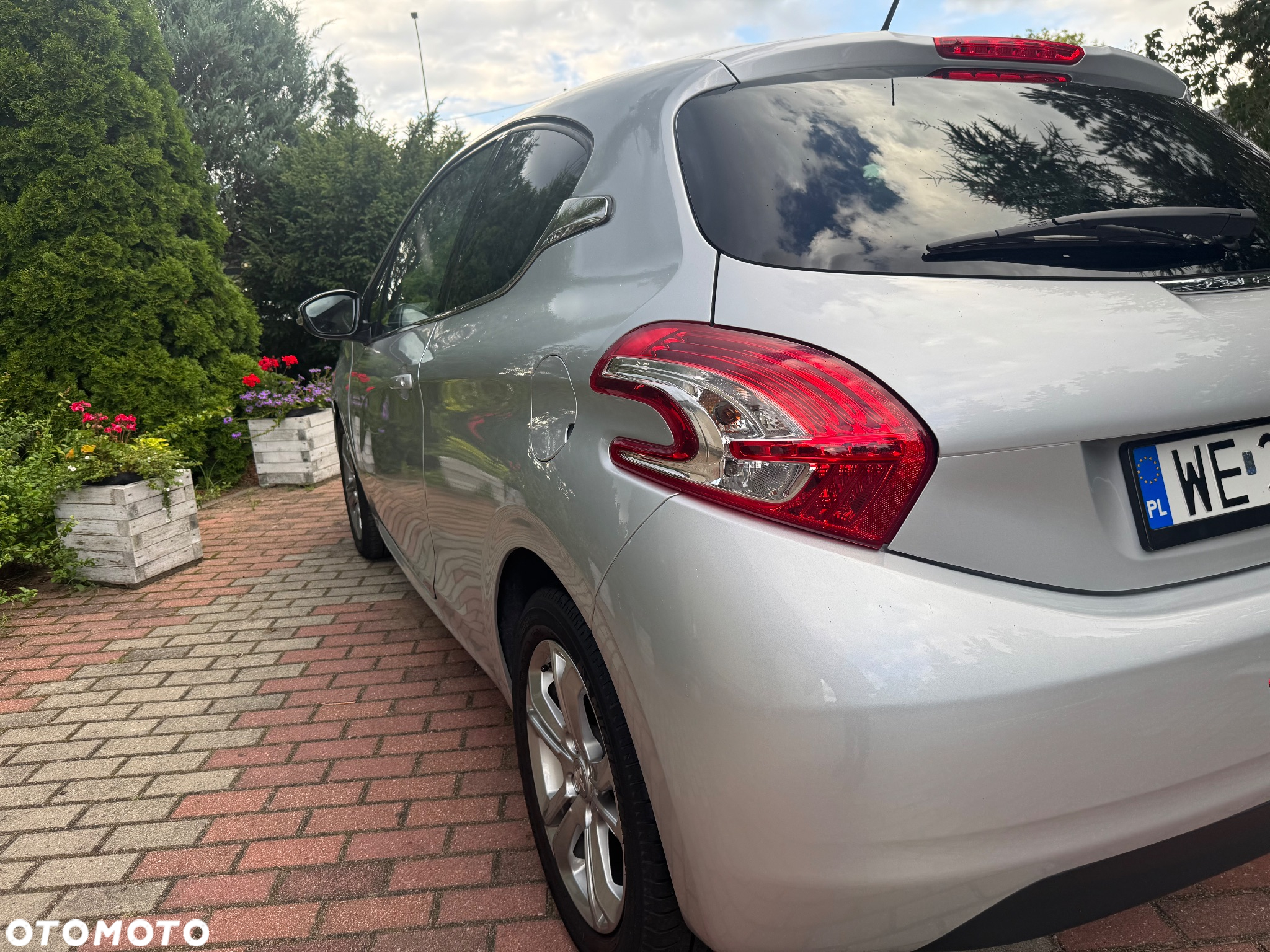 Peugeot 208 1.6 VTi Allure - 28