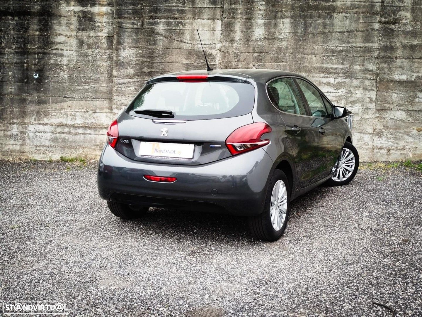 Peugeot 208 1.2 PureTech Signature - 15