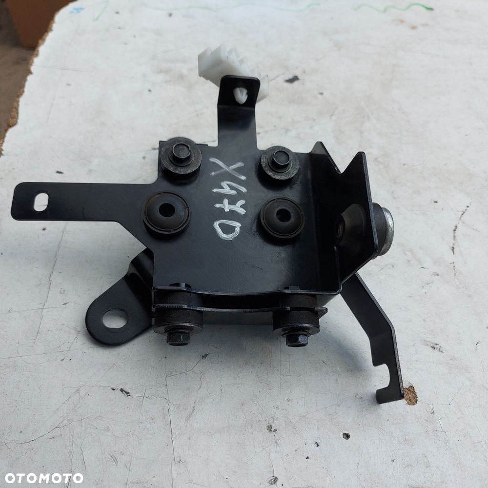 WSPORNIK PODSTAWA MOCOWANIE POMPY ABS MERCEDES X W470 ORYGINAL DEMONTAZ 4706207000 - 6