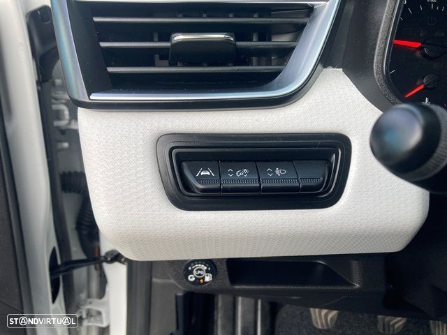 Renault Clio 1.0 TCe Exclusive - 18