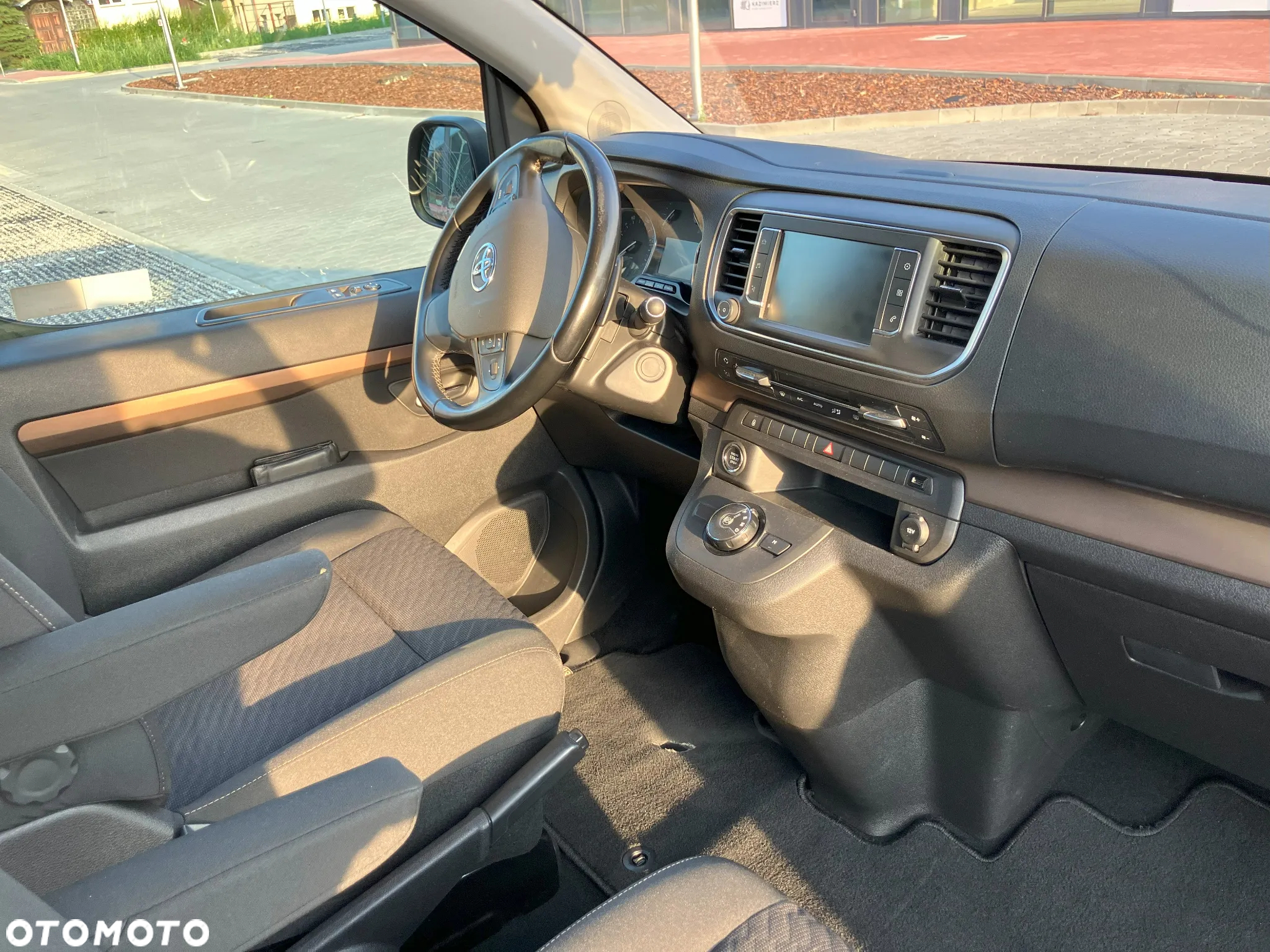 Toyota Proace Verso 2.0 D4-D Long Family - 19