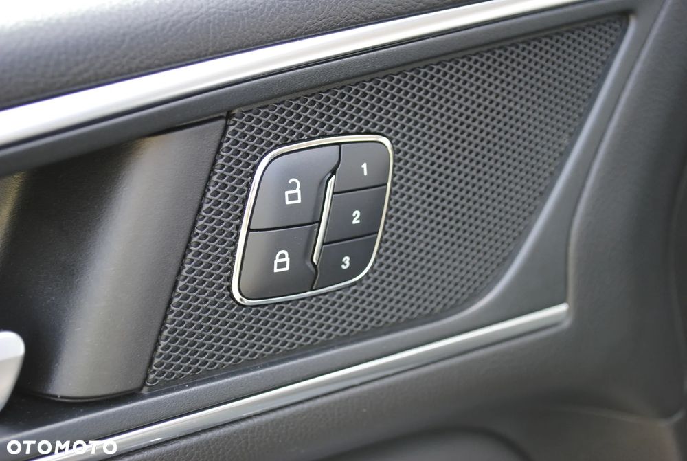 Ford S-Max 2.0 TDCi Titanium - 22