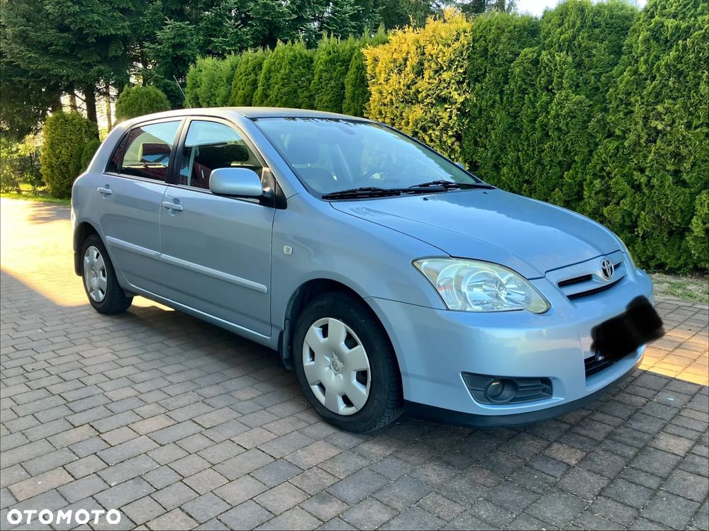 Toyota Corolla 2.0 D-4D Sol - 1