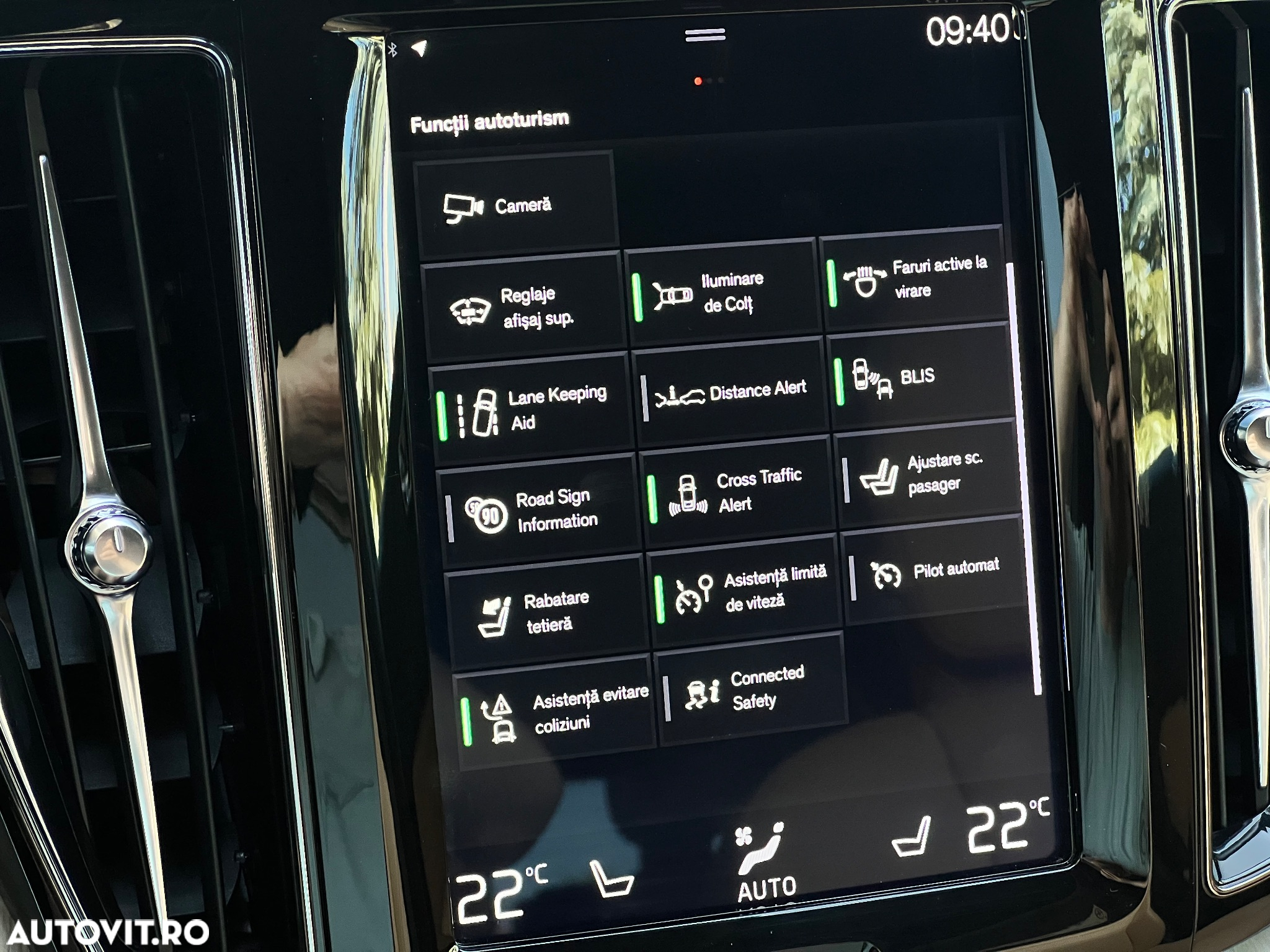 Volvo XC 60 D5 AWD Inscription - 32