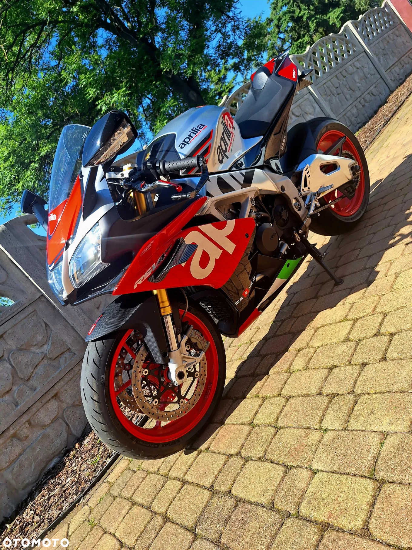 Aprilia RSV - 9
