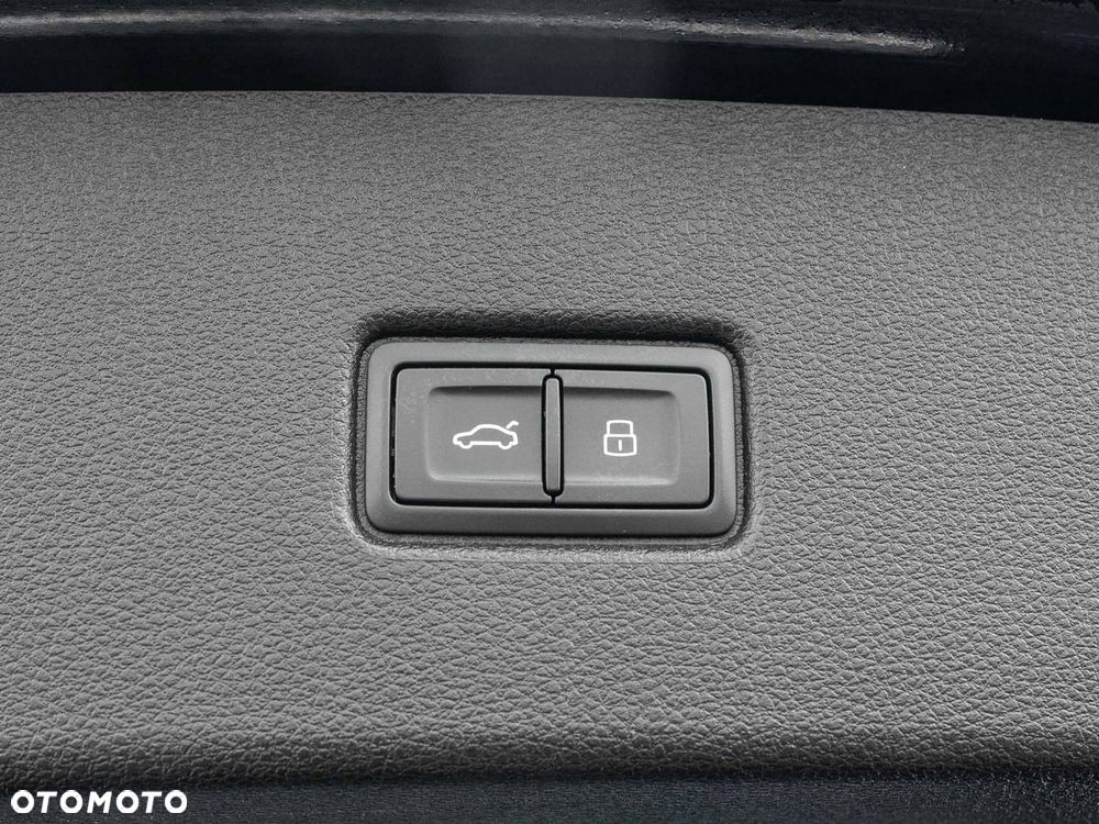 Audi Q5 Sportback - 29