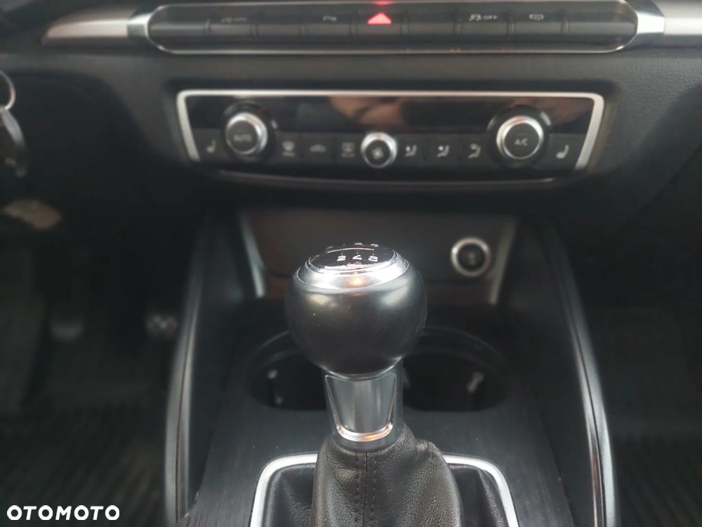 Audi A3 Limousine 30 TDI - 12