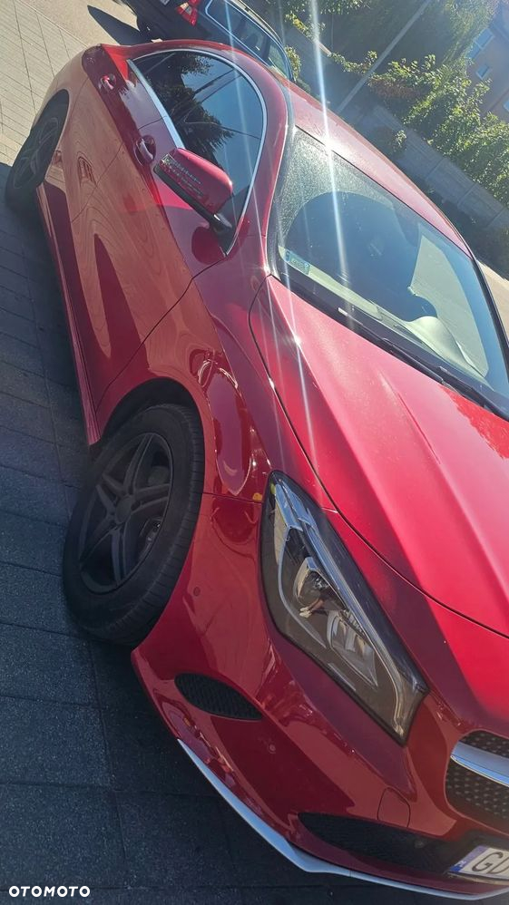 Mercedes-Benz CLA 180 7G-DCT Urban - 14