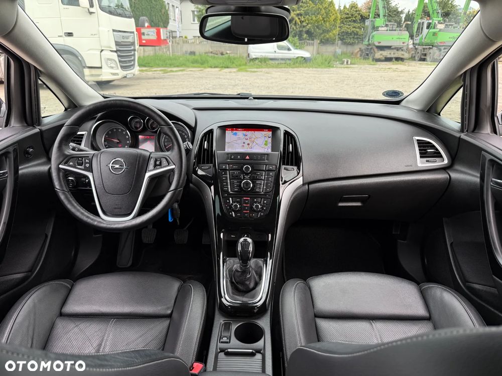 Opel Astra 1.4 Turbo Innovation - 2