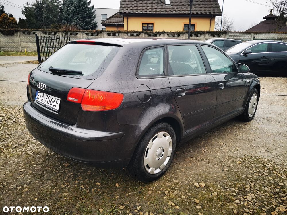 Audi A3 Sportback 1.6 Attraction - 7