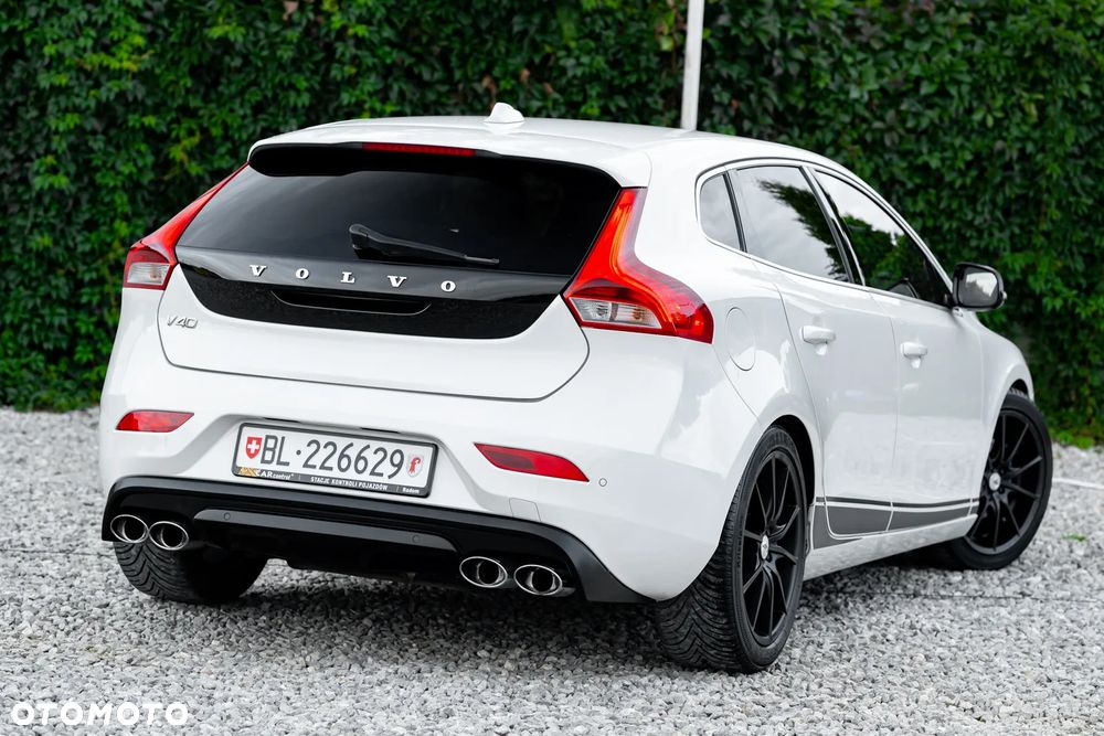 Volvo V40 - 13