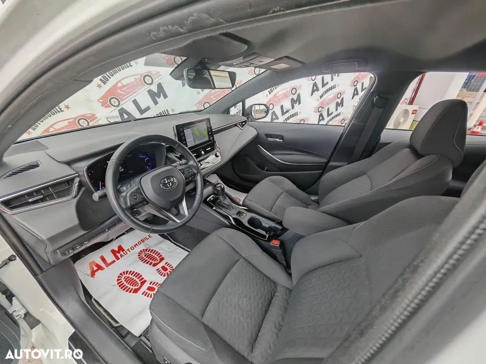 Toyota Corolla 1.8 HSD Dynamic - 3