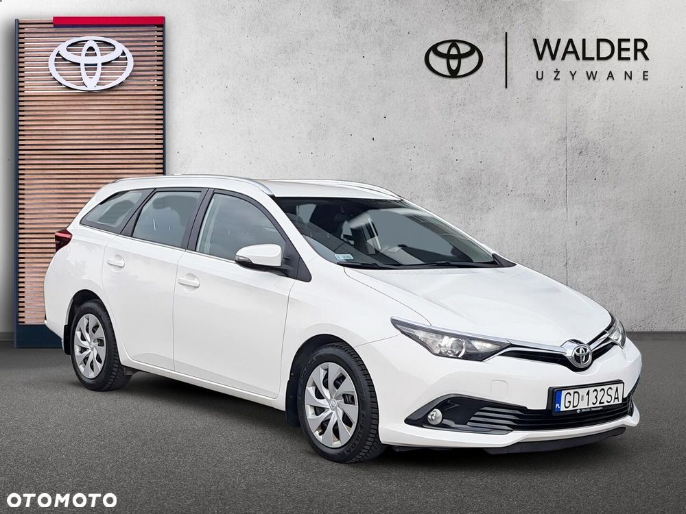 Toyota Auris 1.4 D-4D Premium - 7