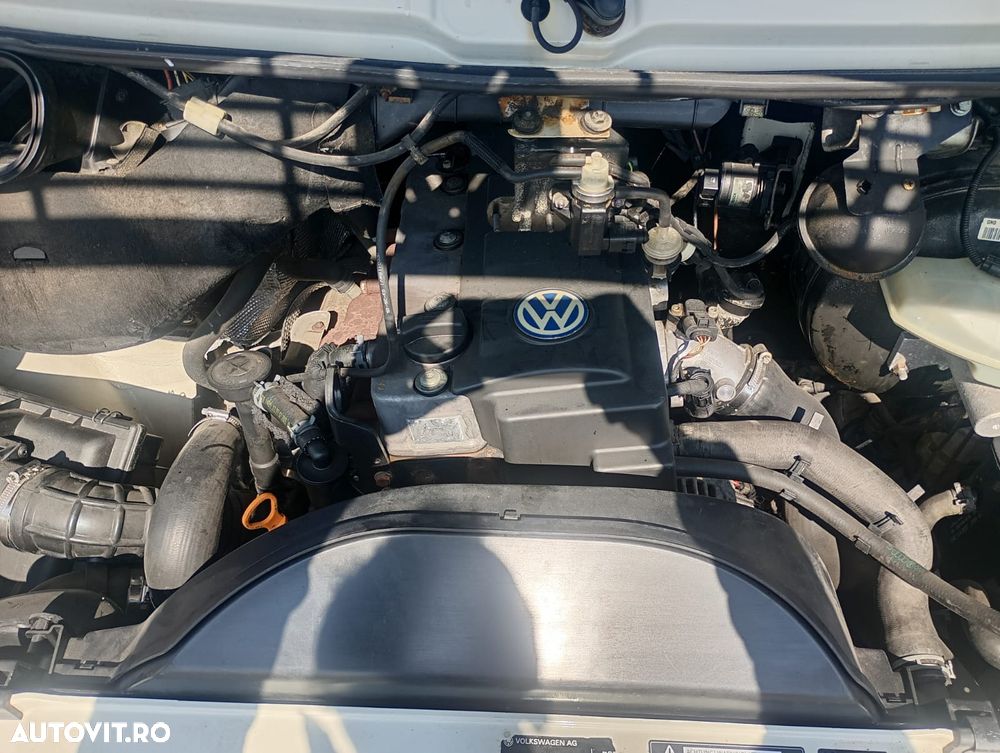 Volkswagen LT 35 2.8 TDi - 9
