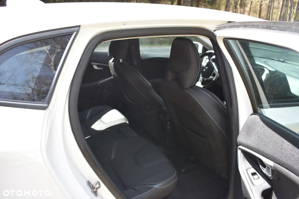 Volvo V40 D2 Drive-E Dynamic Edition - 11