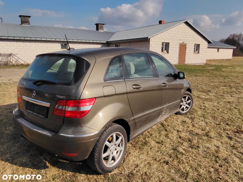 Mercedes-Benz Klasa B 170 Autotronic Special Edition - 6