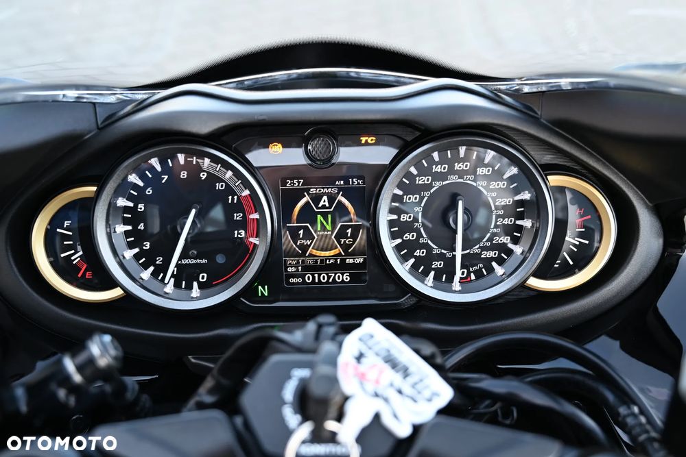 Suzuki GSX-R - 9