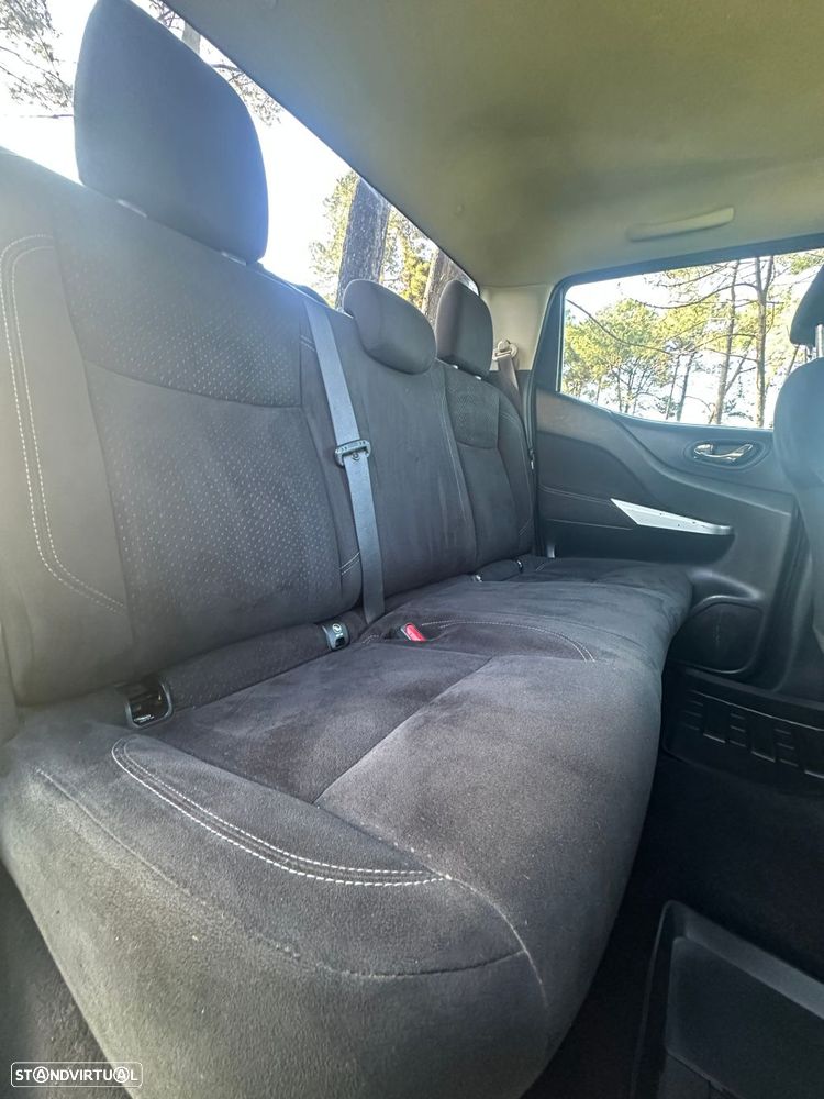 Nissan Navara 2.3 dCi CD 4WD N-Connecta Navi+Barras - 18
