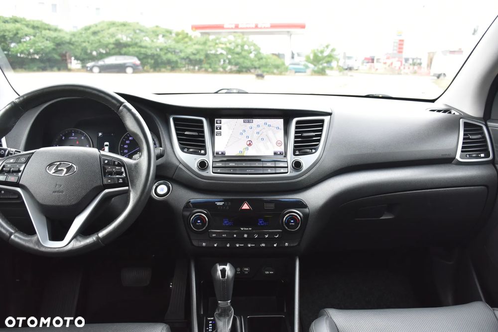 Hyundai Tucson 2.0 CRDI 4WD Automatik Premium - 11