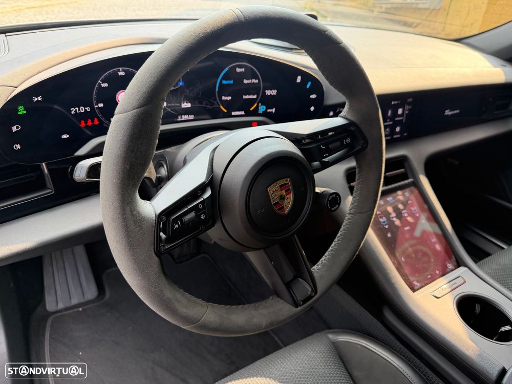 Porsche Taycan 4S Bateria Performance Plus - 23