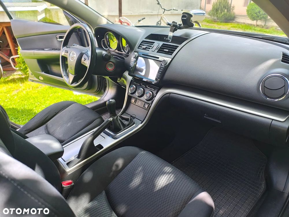 Mazda 6 2.0 Exclusive + - 6