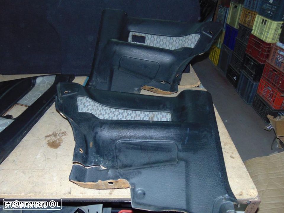 Seat Ibiza modelo de 1993 a 1998 quartelas portas de trás - 1