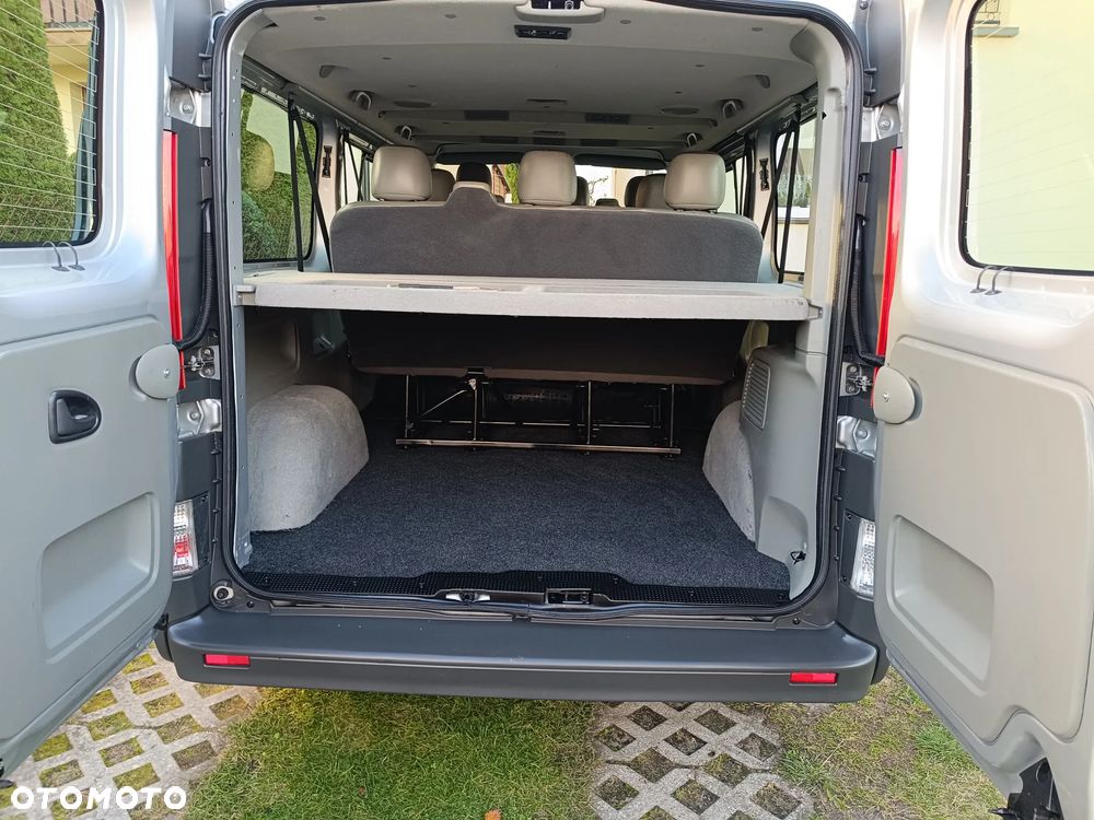 Opel Vivaro L2H1 2.9t - 9