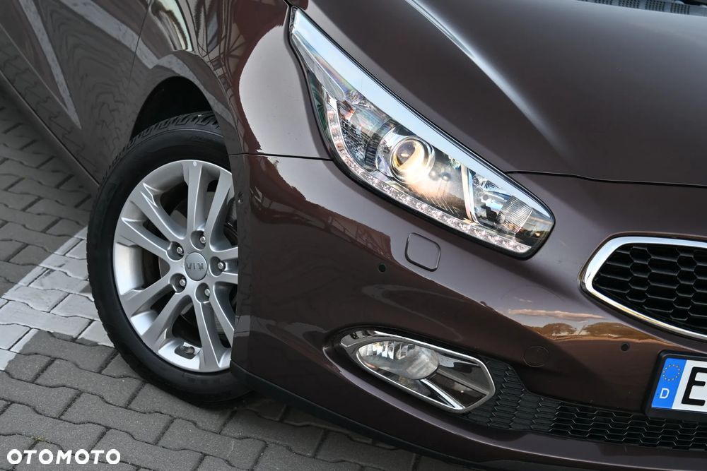 Kia Ceed 1.6 CRDi 128 Platinum Edition - 6
