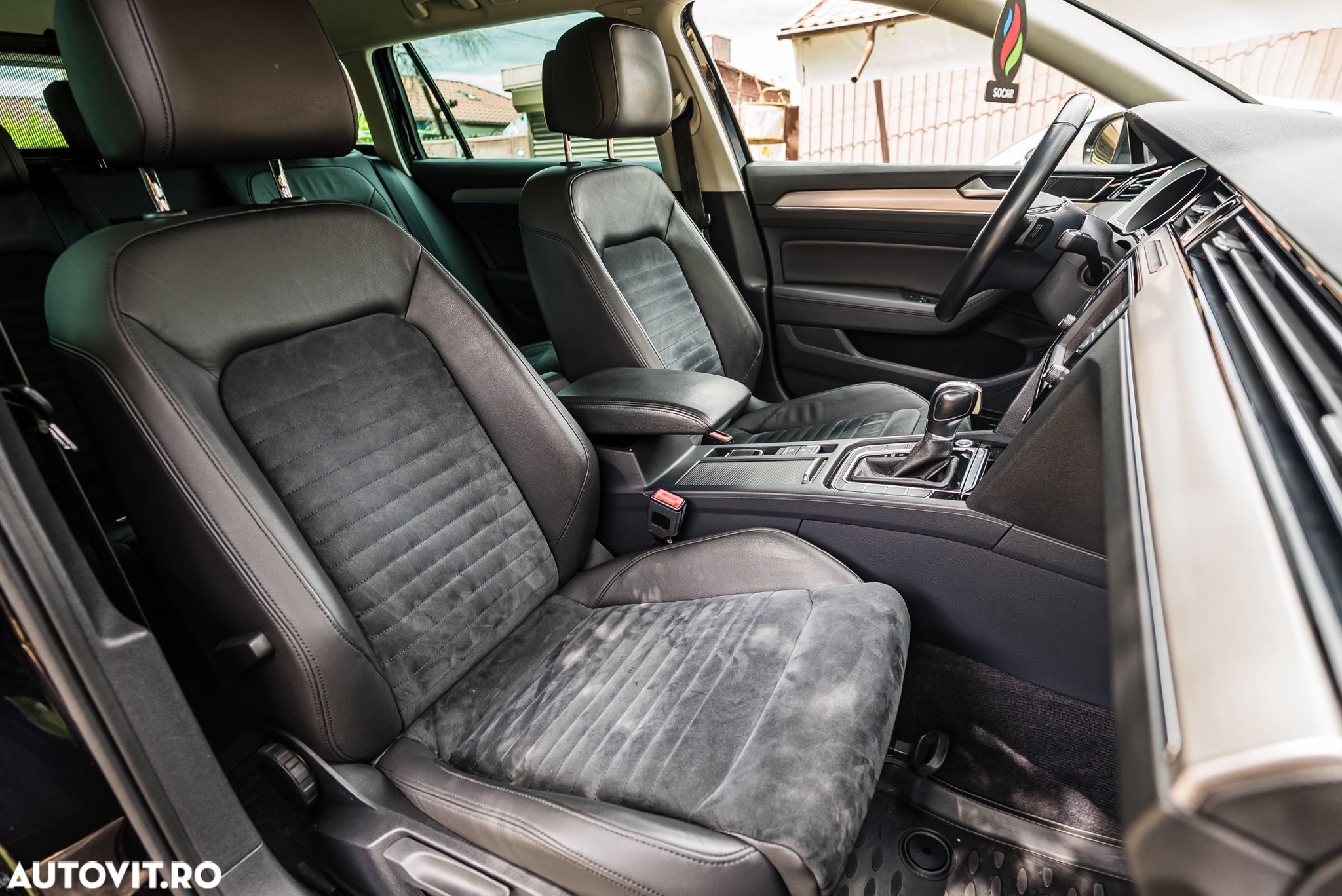 Volkswagen Passat Variant 2.0 TDI DSG (BlueMotion Technology) Highline - 13