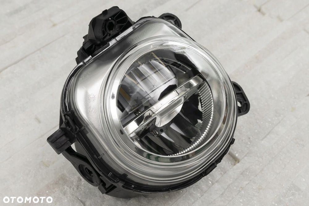 bmw x6 f16 2014-2019 prawy przedni halogen led 63177317252 - 11