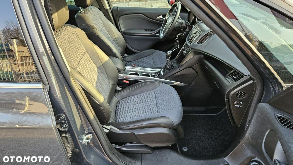 Opel Zafira Tourer 1.4 Turbo Edition - 21