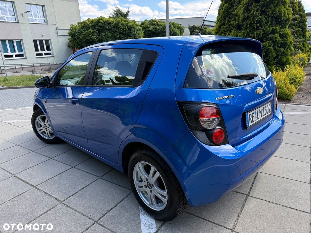 Chevrolet Aveo 1.4 LT S/S - 14
