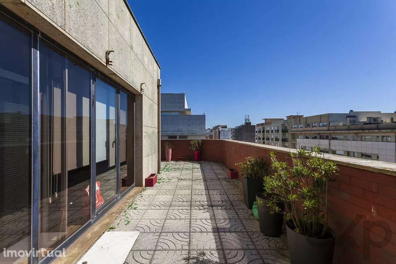 Oportunidade Única: Transforme este Escritório na Penthouse dos seus S - Grande imagem: 3/25