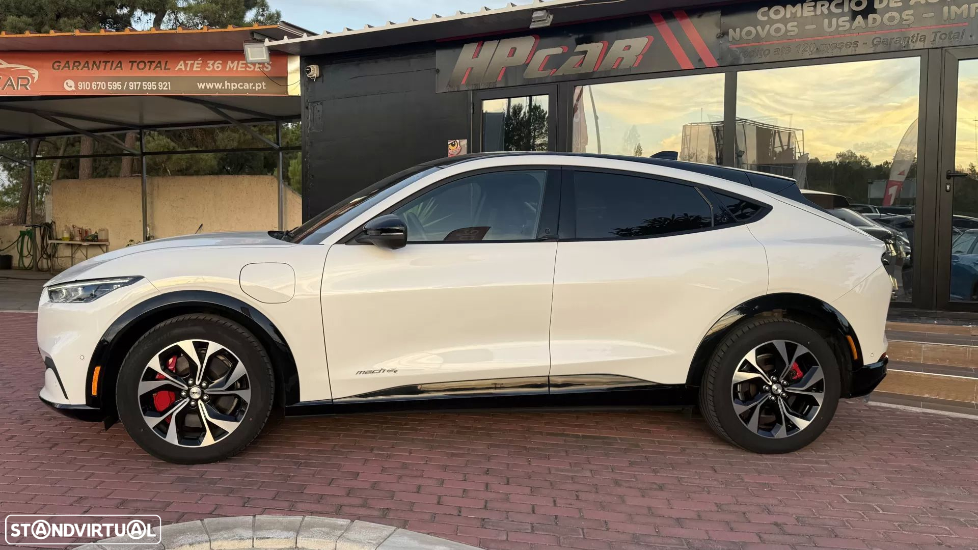 Ford Mustang Mach-E Premium AWD - 7