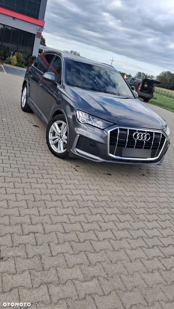 Audi Q7 - 8