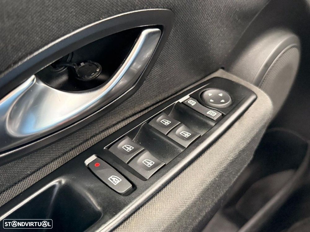 Renault Mégane 1.5 dCi Confort - 21