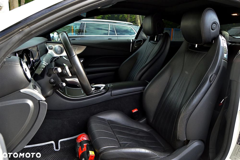 Mercedes-Benz Klasa E 220 d 4-Matic 9G-TRONIC - 8