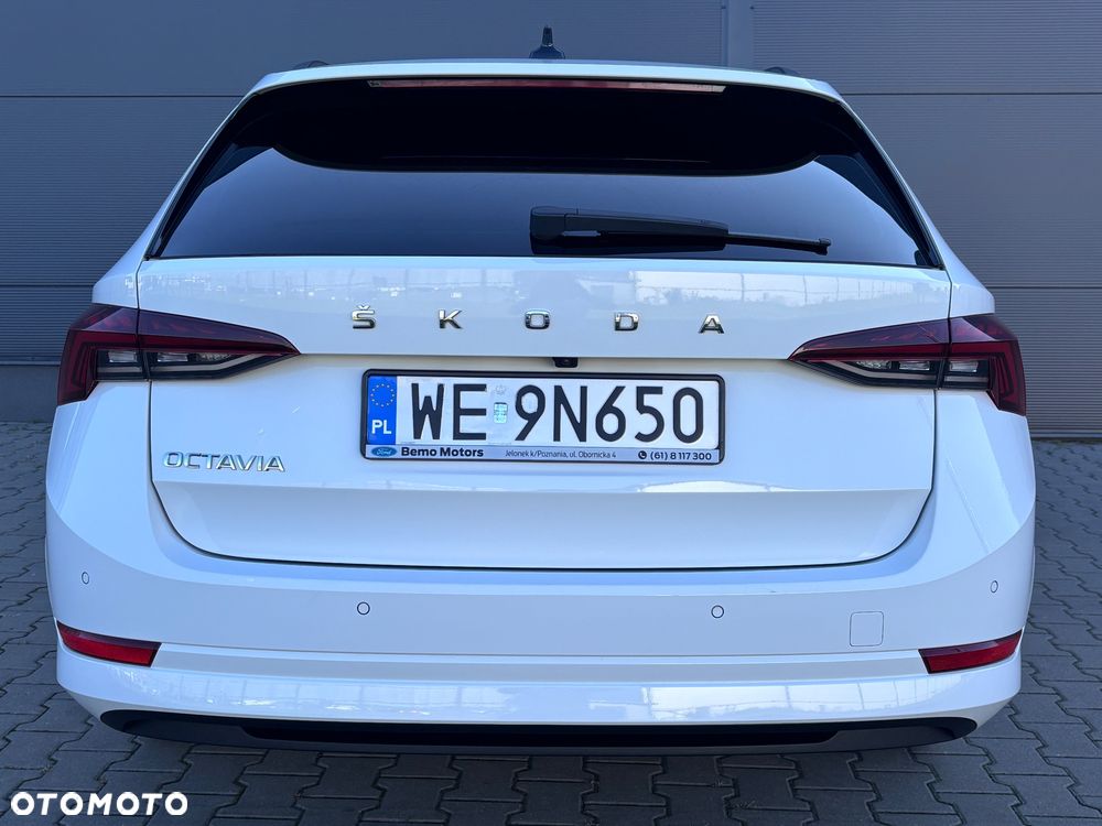 Skoda Octavia 2.0 TDI DSG Ambition - 5