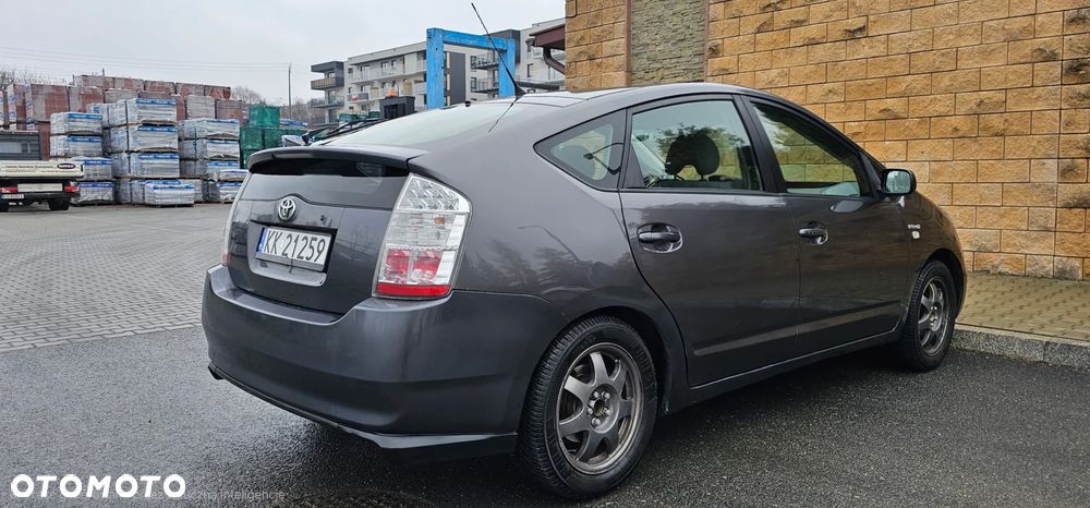 Toyota Prius 1.5 VVT-i Sol (nav) - 5