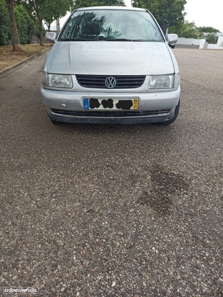 VW Polo 1.0 Confortline AC - 2