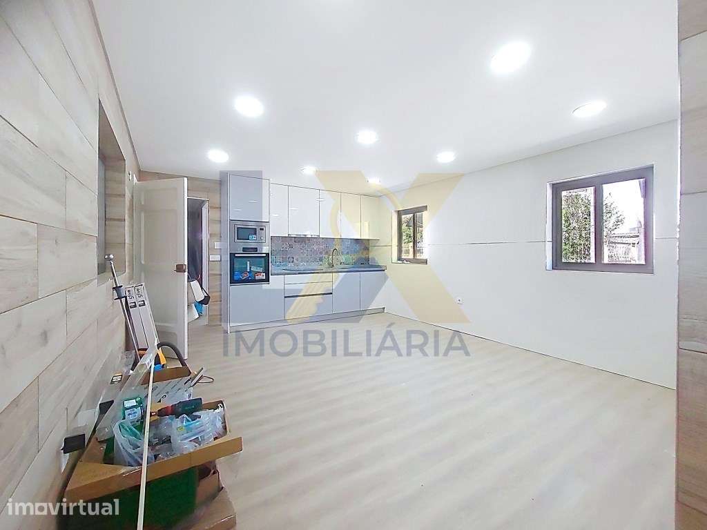 Andar de Moradia T3 muito bem localizado em Bustos!!! - Grande imagem: 5/16